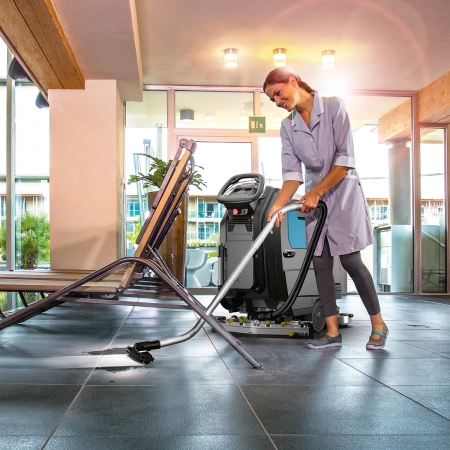 VACUUM WAND KIT WITH 3 STAGE VACUUM MOTOR* IN PRO VERSIONS IT CANNOT BE INSTALLED TOGETHER WITH THE SPRAY GUN KIT 227301